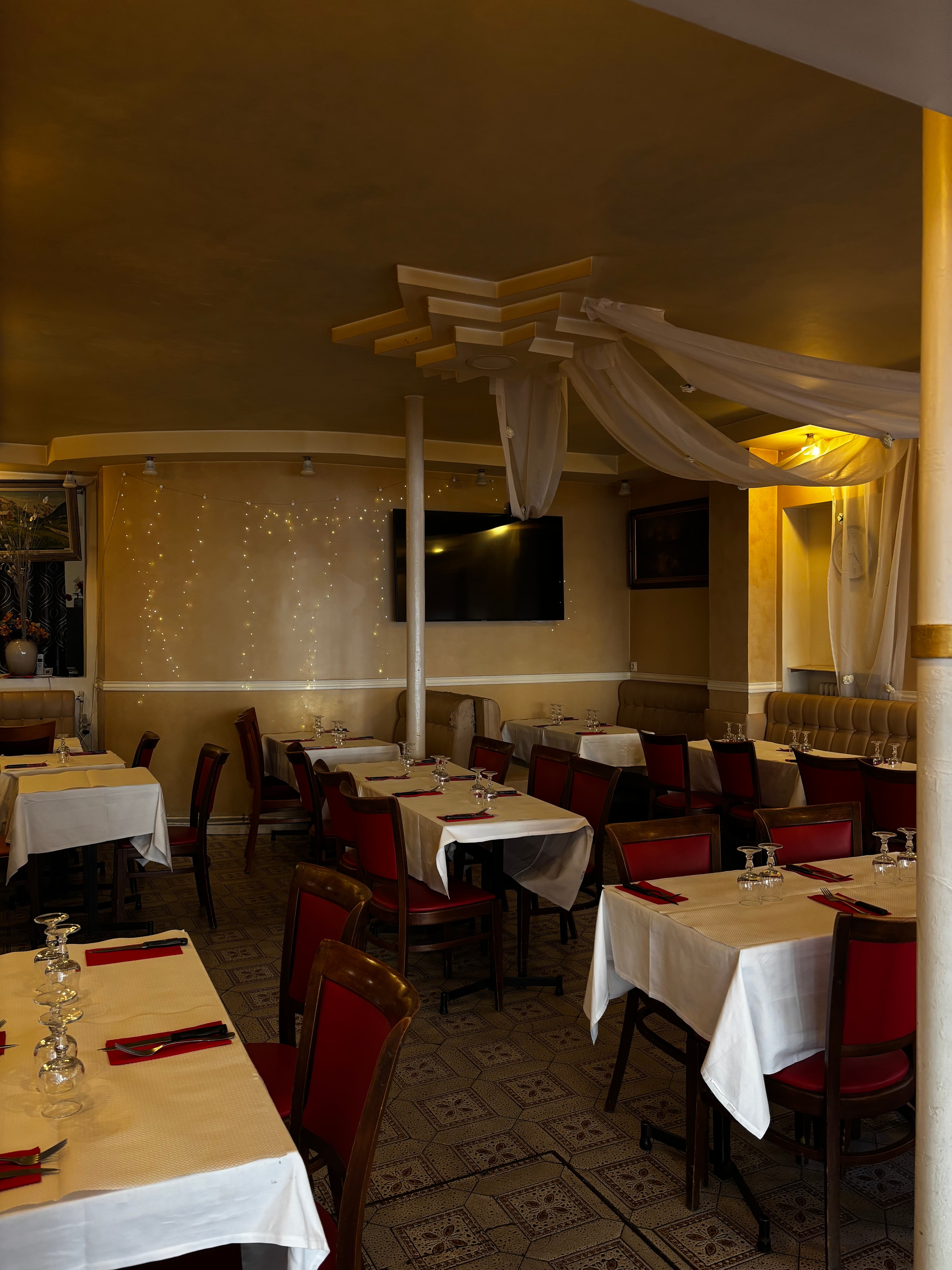 Salle principale du restaurant
